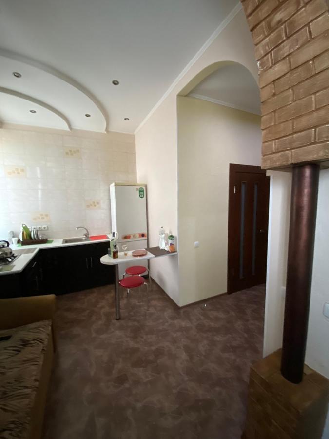Студия На Черeмушках Apartamento Odesa Exterior foto